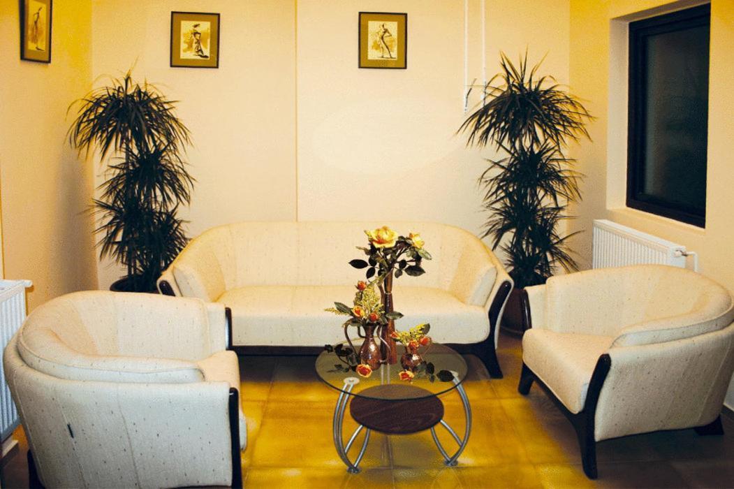 Hotel Ferdinand Constanta Exterior photo